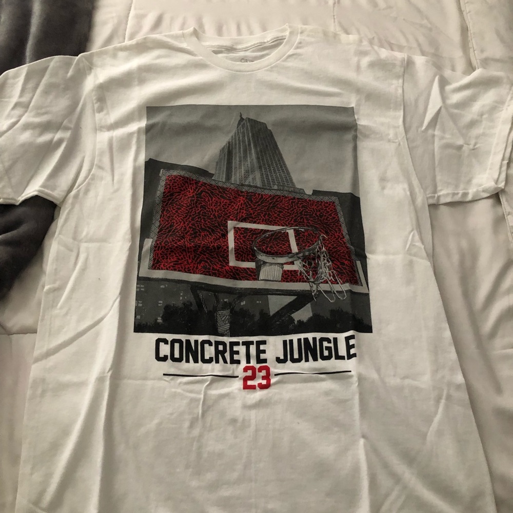 Men’s Tee - 2 Monkeys - Concrete Jungle Size L